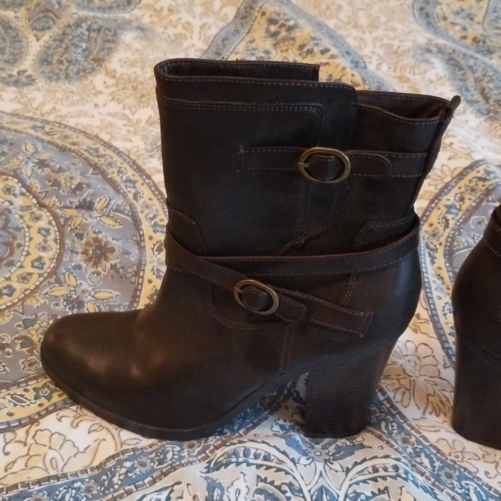 Leather boots man made